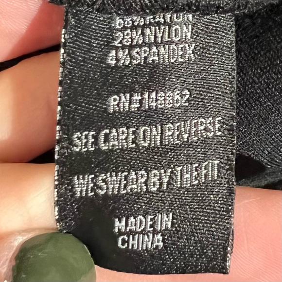 Torrid Women's 1R Stretchy Pull On Pants Black Leggings Great Condition - Picture 4 of 6